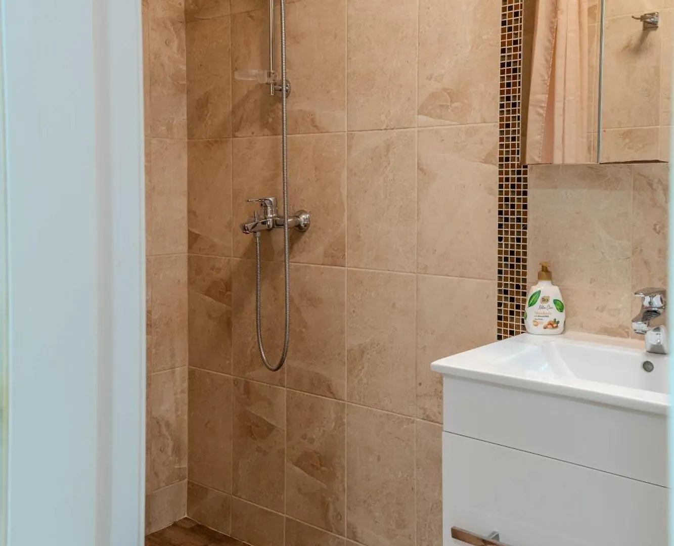 Apartment In Evargreen Complex With Terrace Varna